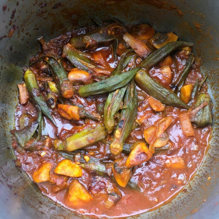 Khoresht e Bamieh Iranian Okra Stew خورشت بامیه Vegan Middle East